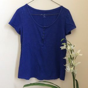 Cute blue shirt